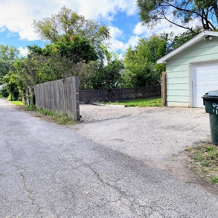 Apartamento *King Bed/3Bds House Near Naval Base & 6Flags* Waukegan Exterior foto