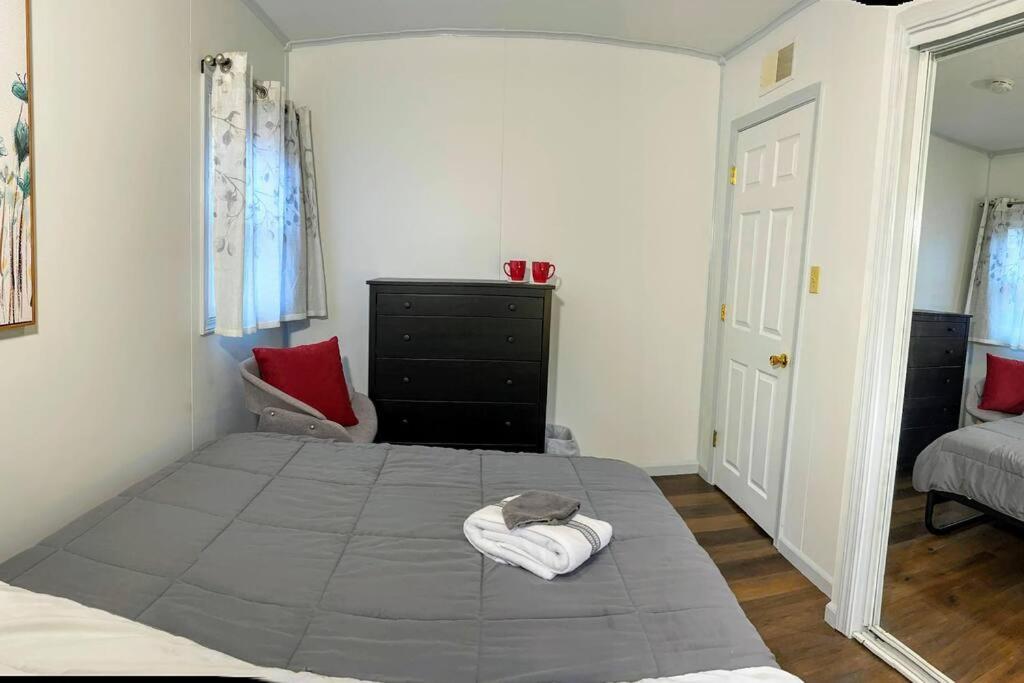 Apartamento *King Bed/3Bds House Near Naval Base & 6Flags* Waukegan Exterior foto
